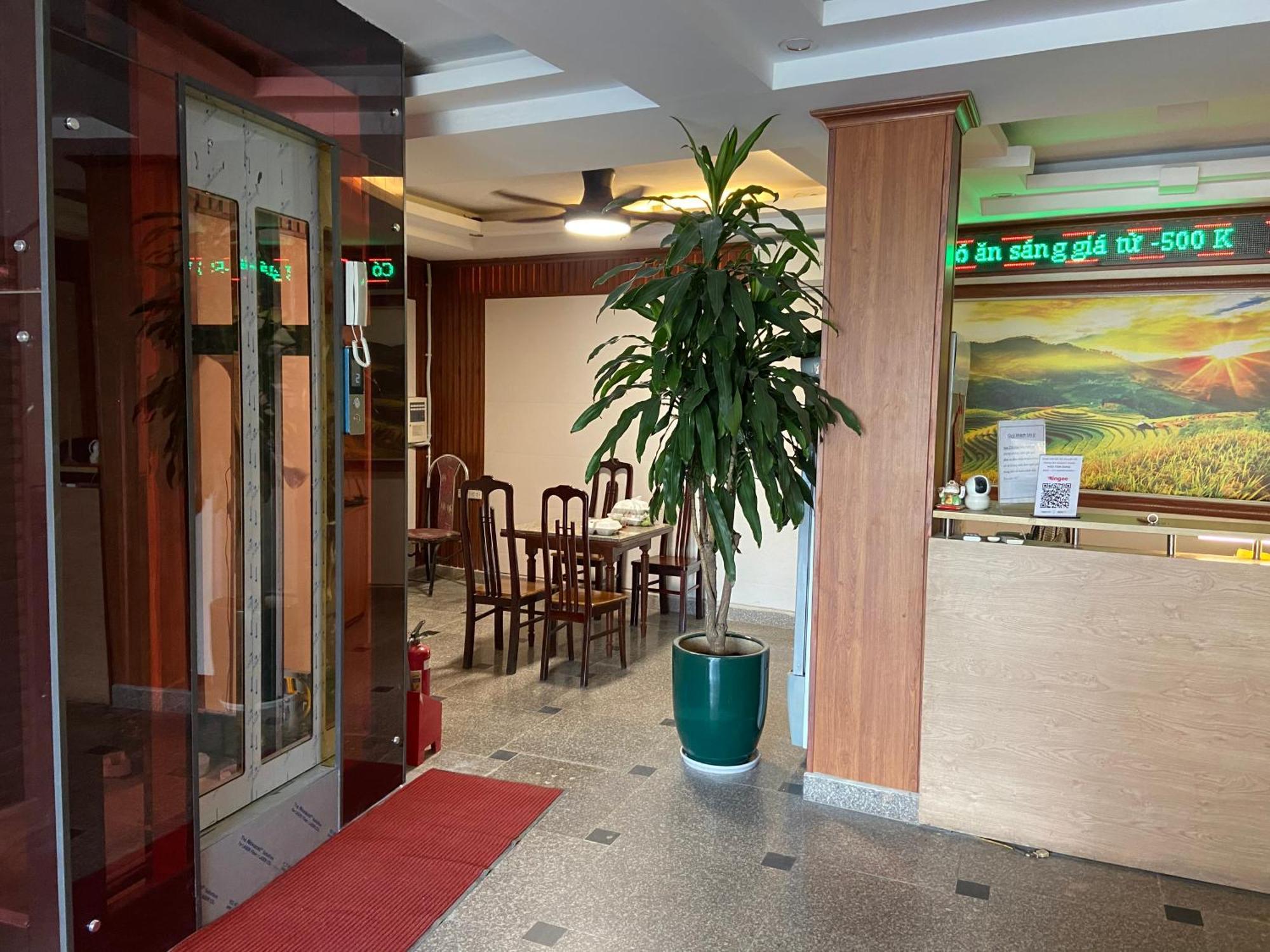 洪哈酒店 Thach Loi 外观 照片